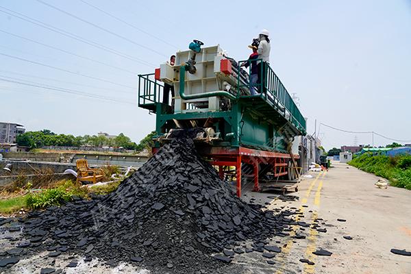 美邦車載移動(dòng)式壓濾機(jī)：高效固液分離，可租賃可承包，靈活應(yīng)對(duì)多變作業(yè)環(huán)境